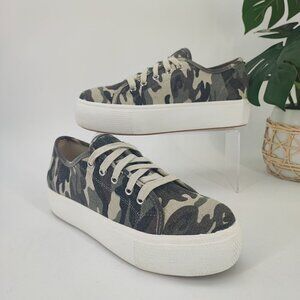 Steve Madden Women's Elore Camouflage Sneakers Shoes Size 9